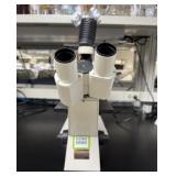 Carl Zeiss Axiovert 25 Microscope (Inverted)