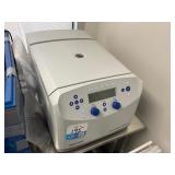 Eppendorf Centrifuge 5430 R