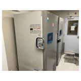 Thermo Scientific TSX60086A -80 Freezer