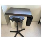 Table with Lab Stool, 36' x 24' x 32'