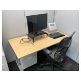 ISE Standing Desk 29' x 24.5' - 50.1' & More