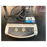 Heidolph Titramax 100 Shaker & Mixer