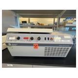 Beckman Coulter Centrifuge