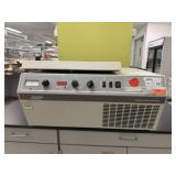 Beckman Coulter Centrifuge
