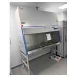 Thermo 1337 6ft. Biosafety Cabinet w/Stand