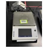 Mettler Toledo Precision Balance