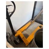 Uline H-4121 Pallet Truck