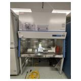 Thermo Scientific 1371 5 ft Biosafety Cabinet