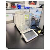Mettler Toledo XPR225DU Analytical Balance