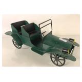 METAL ANTIQUE CAR DECOR