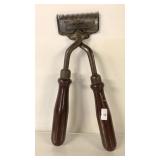ANTIQUE COATES CO. HORSE SHEARS