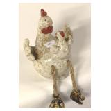 SITTING CHICKEN HOLDER/DECOR