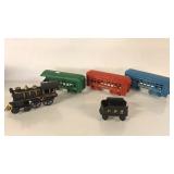 CAST IRON TRAIN LOT, MISSING LEFT WHEEL