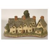 DAVID WINTER CRAFTSMENS COTTAGE