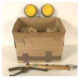 CLAY PIGEONS AND LAUNCHER