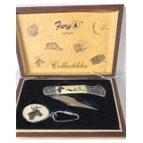 FURY COLLECTIBLES KNIFE SET, ONE HINGE MISSING PIN