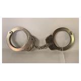 SMITH & WESSON HANDCUFFS, NO KEY
