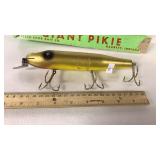 CREEK CHUB GIANT PIKIE LURE