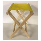 FOLDING CHAIR