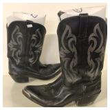 DURANGO COWBOY BOOTS SIZE 10.5 EE