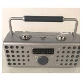 VINTAGE AM/FM RADIO, WORKS