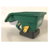 EXPERT GARDENER HAND SPREADER