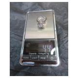 Stunning 14KT White Gold Tribute Ring Size 6.25
