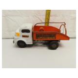 Vintage Structo Toyland Garage Wind Up Truck