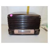 Antique GE Bakelite AM Tube Radio (Turns on