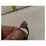 14K White Gold & Diamond Cluster Ring 4.61 grams