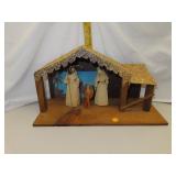 Vintage Cornshuck Figurines  - Nativity - Manger
