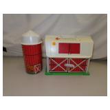 Vintage 1985 Fisher Price Barn & Silo (cow moos