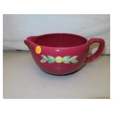 Vintage Pottery Batter Bowl = 7&1/4" x 4&1/4"