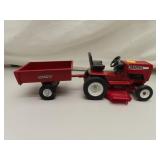 Ertl Snapper LawnMower & Yard Wagon