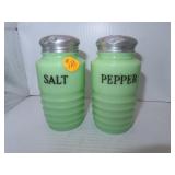 Vintage Jadeite Salt & Pepper Shakers = 4&3/4'