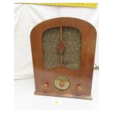 Antique Grunow Model No 460 AM Tube Radio -