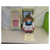 1992 Goebel Dolly Dingle Doll by Bette Ball 13"
