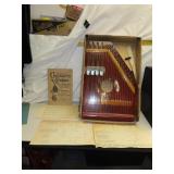 Antique Liberty Model 1917 Symphonette Zither with