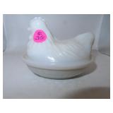 Vintage Milk Glass Hen on Nest = 4&1/2' x 3&1/2'