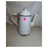 Vintage Enameled Coffee Pot (chips) = 8&3/4"
