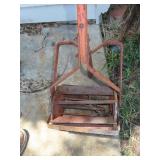 Pickup in Blue Hill 09/12 - Antique Garden