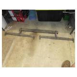 Antique Double Tree Hitch = 36' with (2)) 28'
