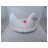 Vintage Hen on Nest = 7" x 5&1/4"