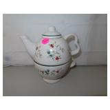 Vintage Pfaltzgraff 1 Cup Coffee or Tea Pot Set