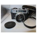Vintage Yashica Lynx-14E Camera (untested)