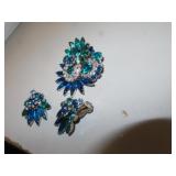 Gorgeous Vintage Brooch & Clip Earrings Set