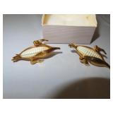 2 Vintage Avon American Harvest Ears of Corn Pins
