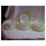 Vintage Pyrex 3 Cups & 4 Saucers