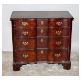 A HIGHLY FIGURED 18TH CENTURY FOUR DRAWER CHEST
