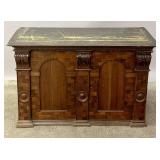AN EARLY 19C. CONTINENTAL COLLECTOR'S CABINET TOP